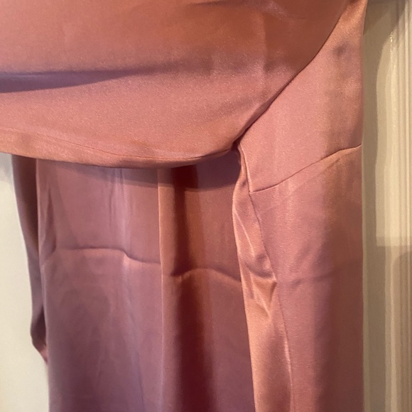 EXPRESS NWT pink silky blouse size L - Picture 6 of 7